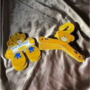 build a bear hangers